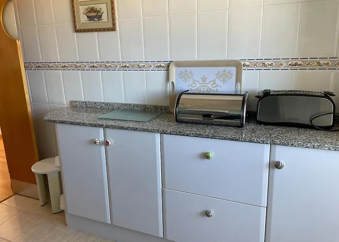 Cosy With Pool And Near