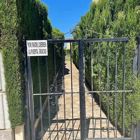 Cosy With Pool And Near *