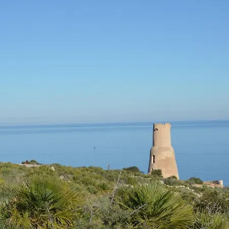 Cosy With Pool And Near Apartamento