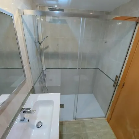 Apartamento Cosy With Pool And Near