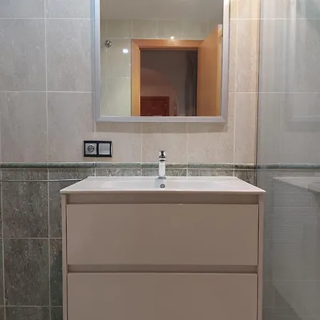 Cosy With Pool And Near Apartamento