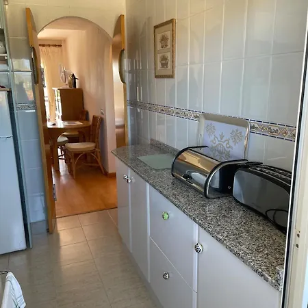 Cosy With Pool And Near